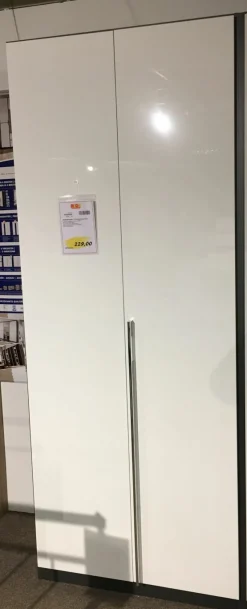 Drehtürenschrank ESSENSA