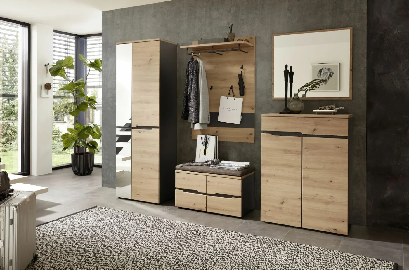 Garderobenschrank MEMPHIS