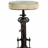 Hocker STRIKE