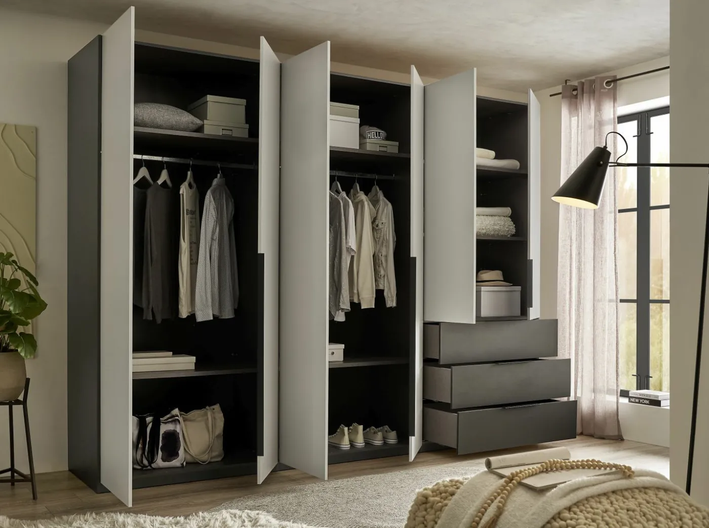Kleiderschrank NUKA